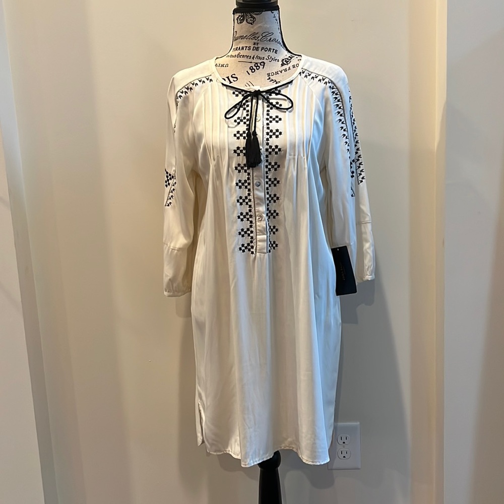 Zara dress size Large, new with tags. Very light material it is not lined.